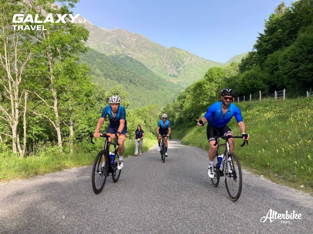 Galaxy_Travel_Pirineos